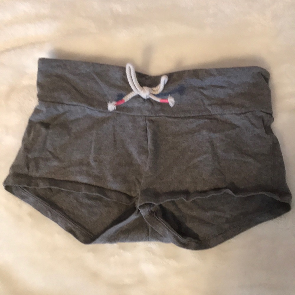 Aerie Slim Gym Short Size Medium Gray